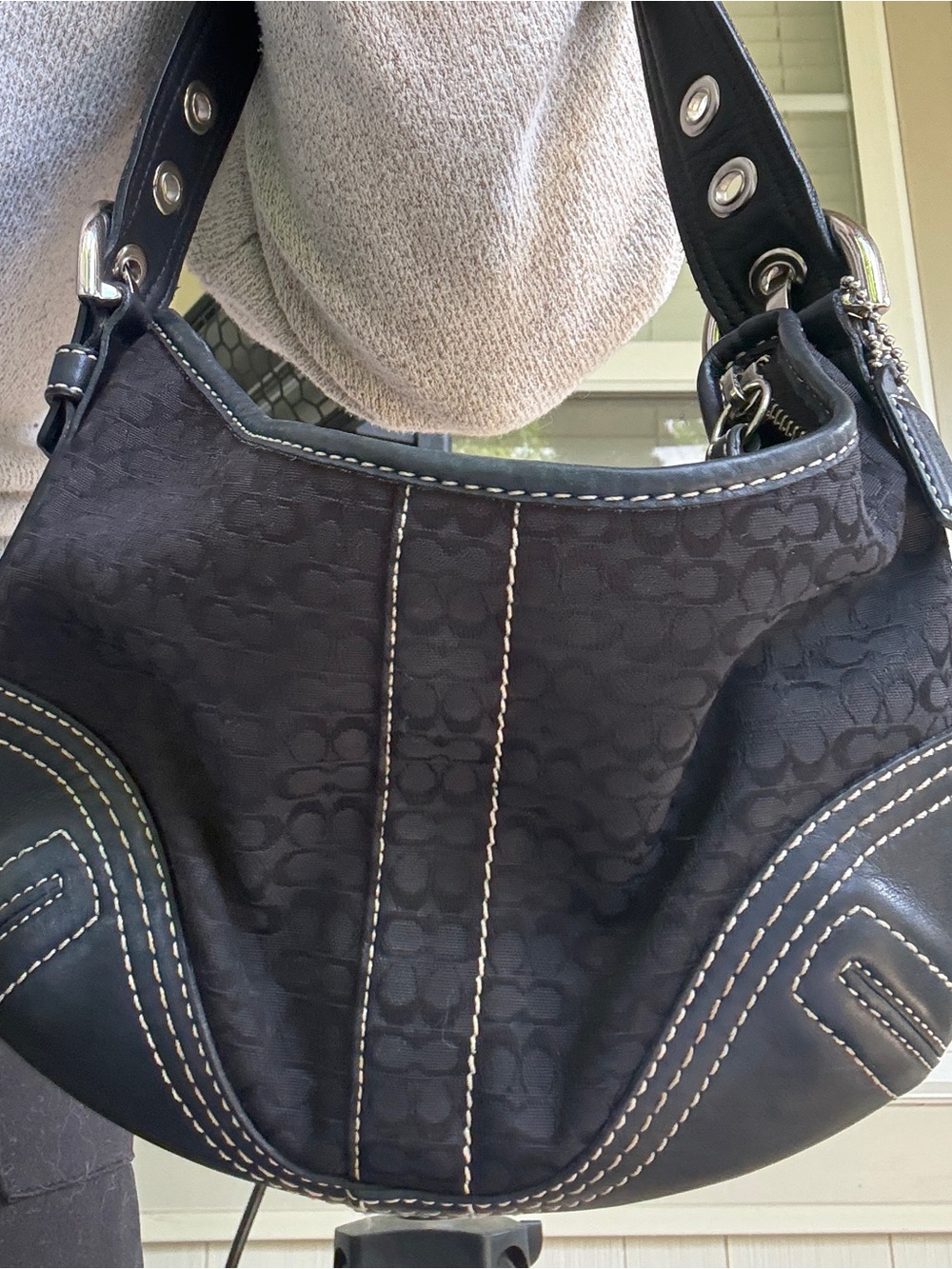 COACH Mini SoHo black bag - Picture 3 of 11